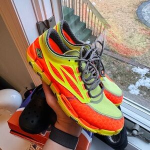 skechers go bionic unisex sneakers